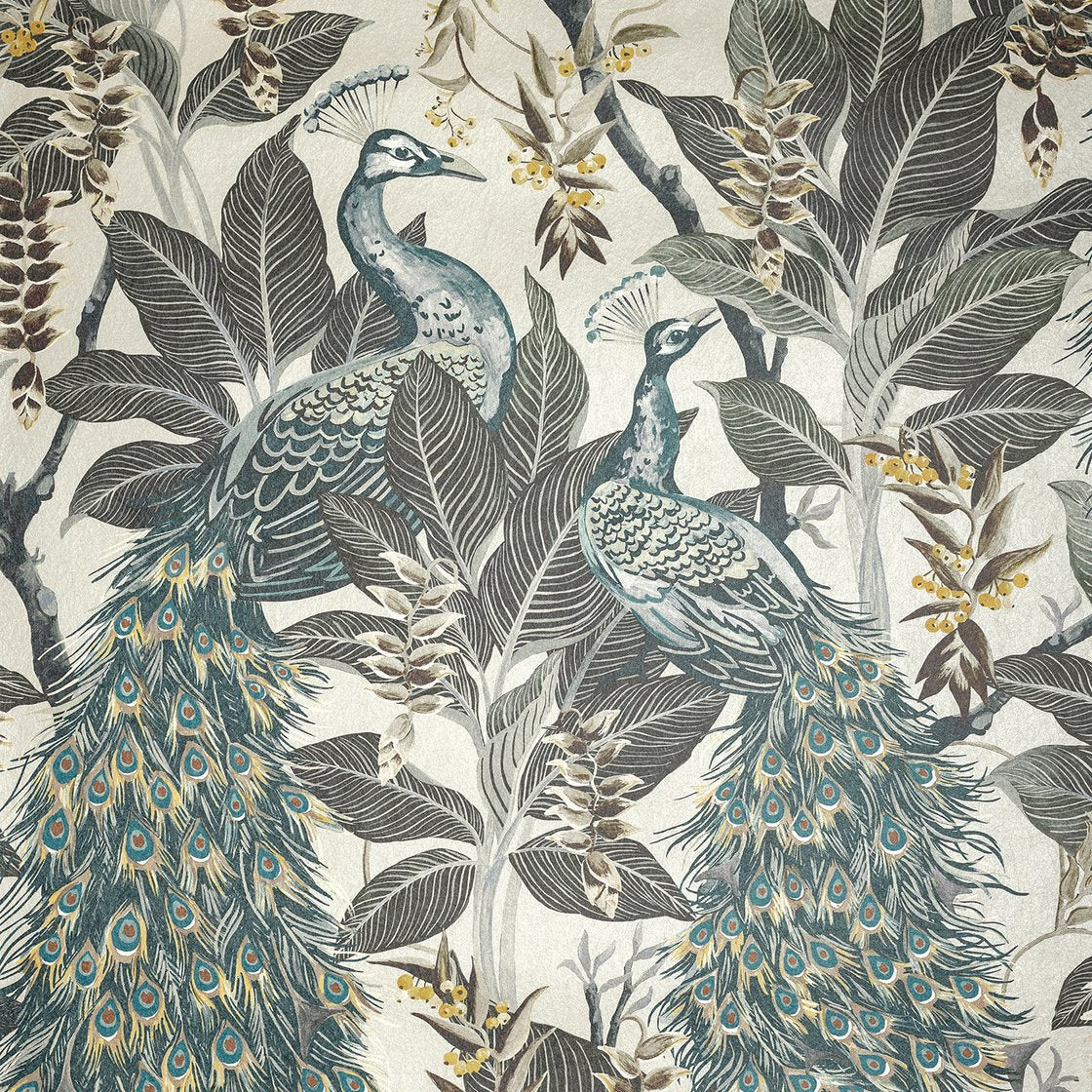 Vintage White Royal Peacock 136389